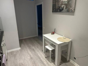 Scott Drew apartments